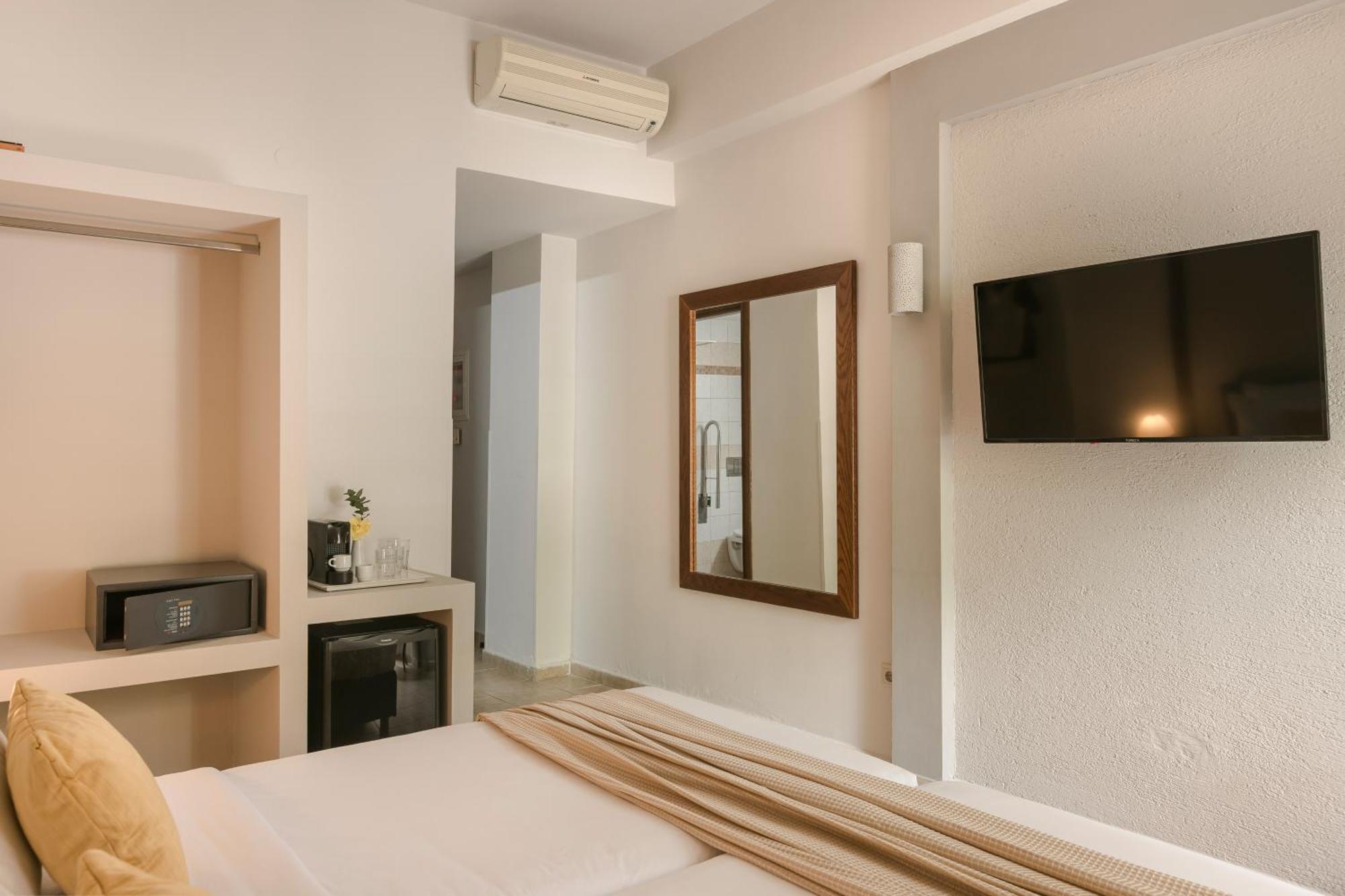 Niki Beach Hotel Kamariotissa Bilik gambar